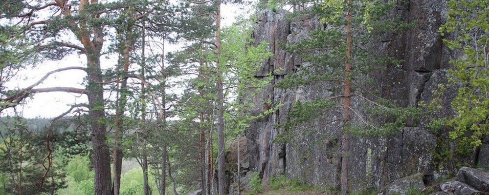 Хийтольские скалы. Лахденпохский район