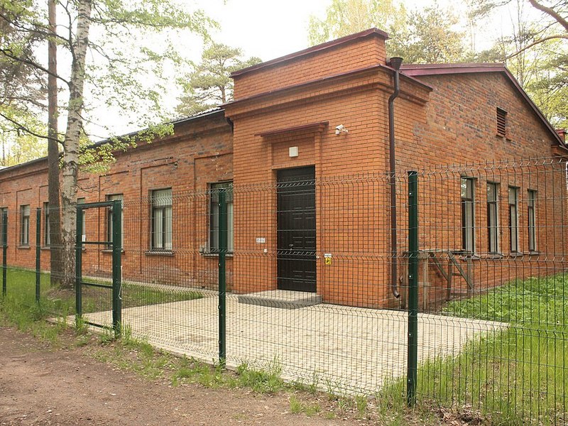 Здание почты (реконструировано)