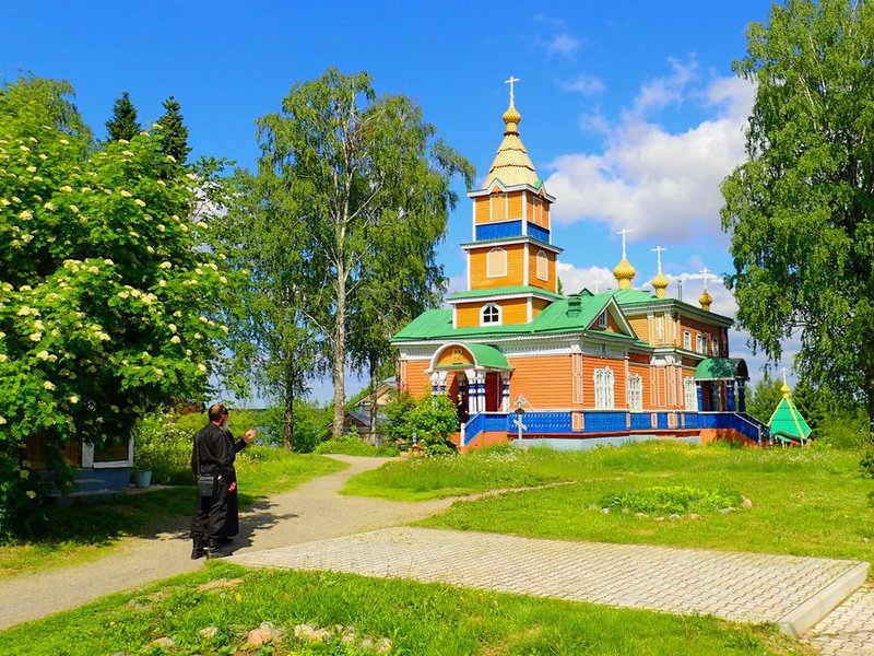 Важеозерский Спасо-Преображенский монастырь